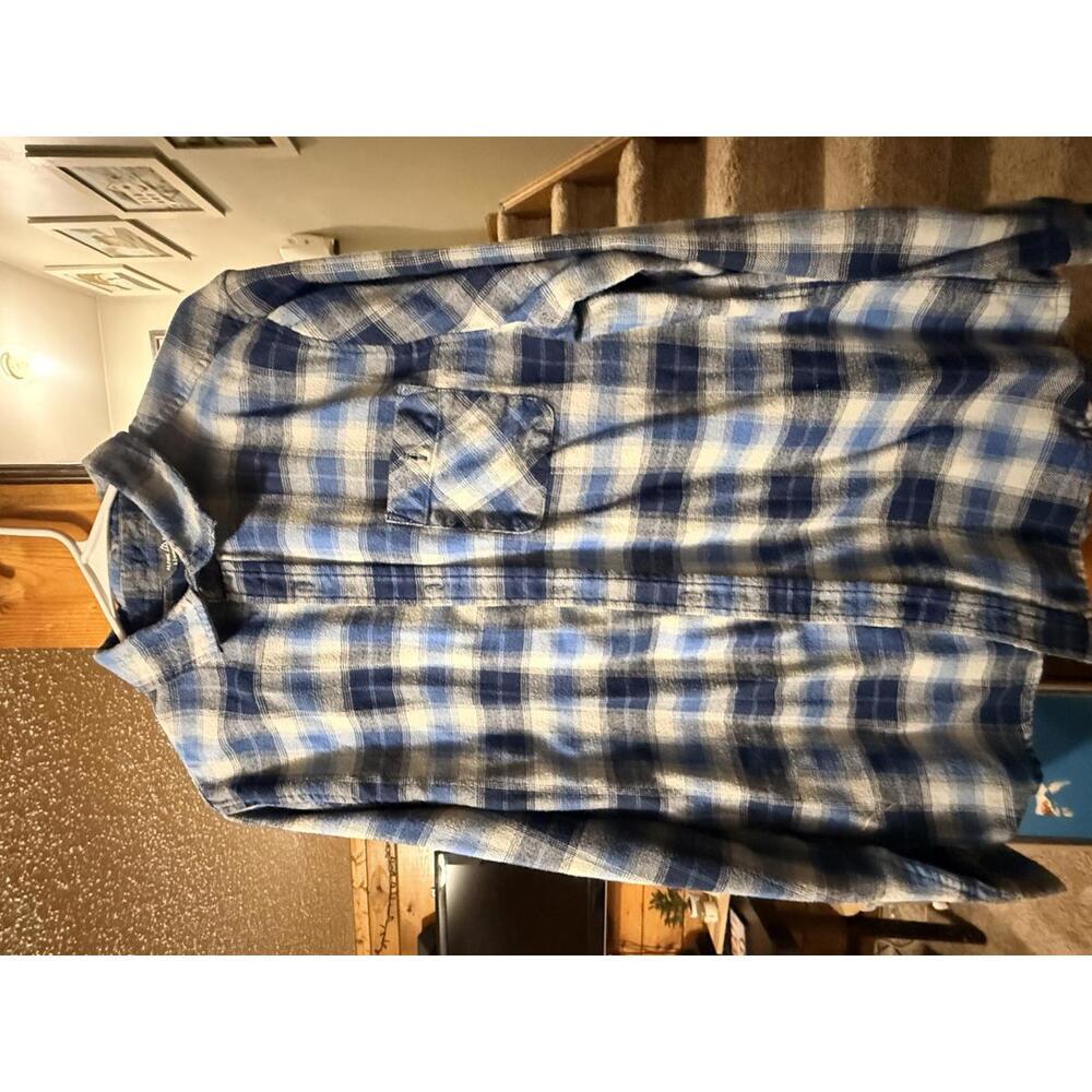 Men's flannel sz L